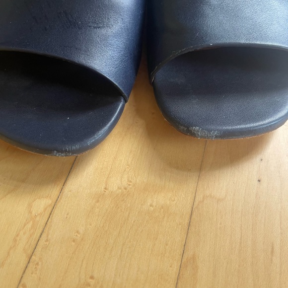 Clergerie Navy Slingback Sandals - Picture 2 of 4